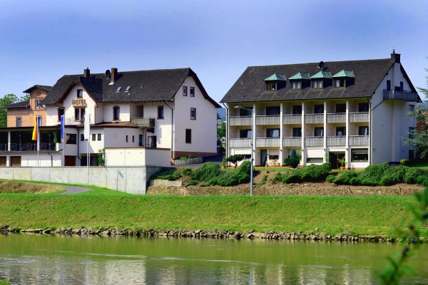 Hotel Straubs Schöne Aussicht (Klingenberg am Main)